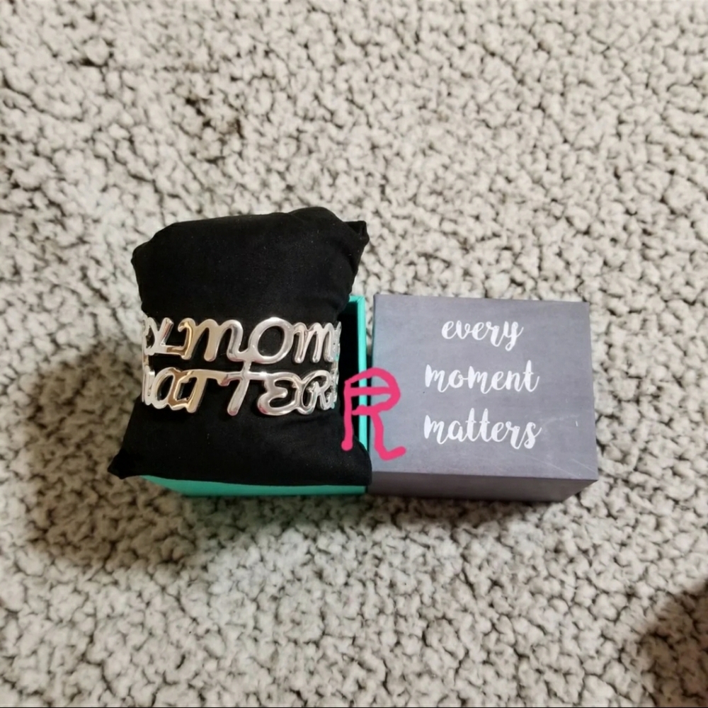 💖 2018 RUSTIC CUFF REGIFTER CHICAGO BRACELET RARE